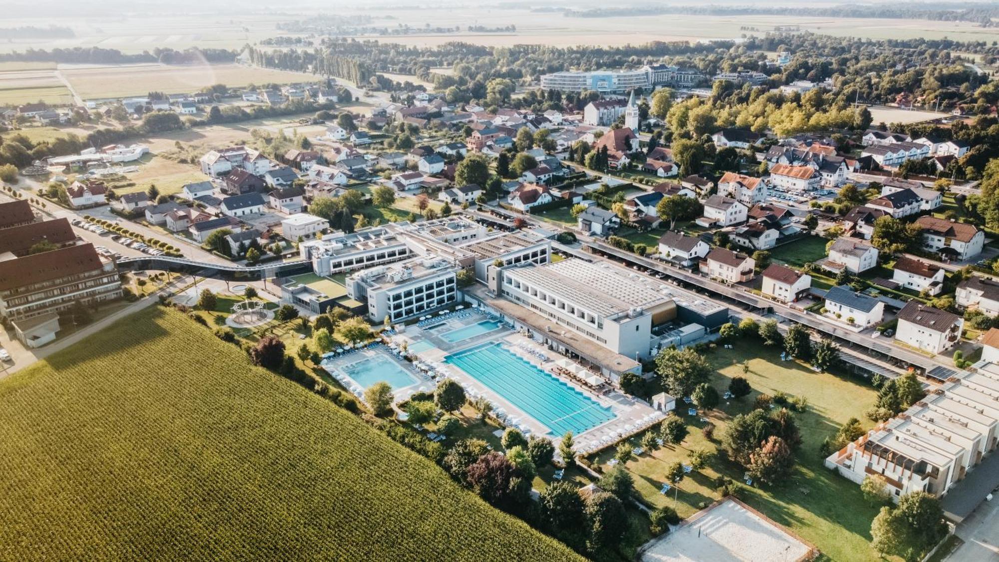 Hotel Vivat Moravske-Toplice Exteriör bild